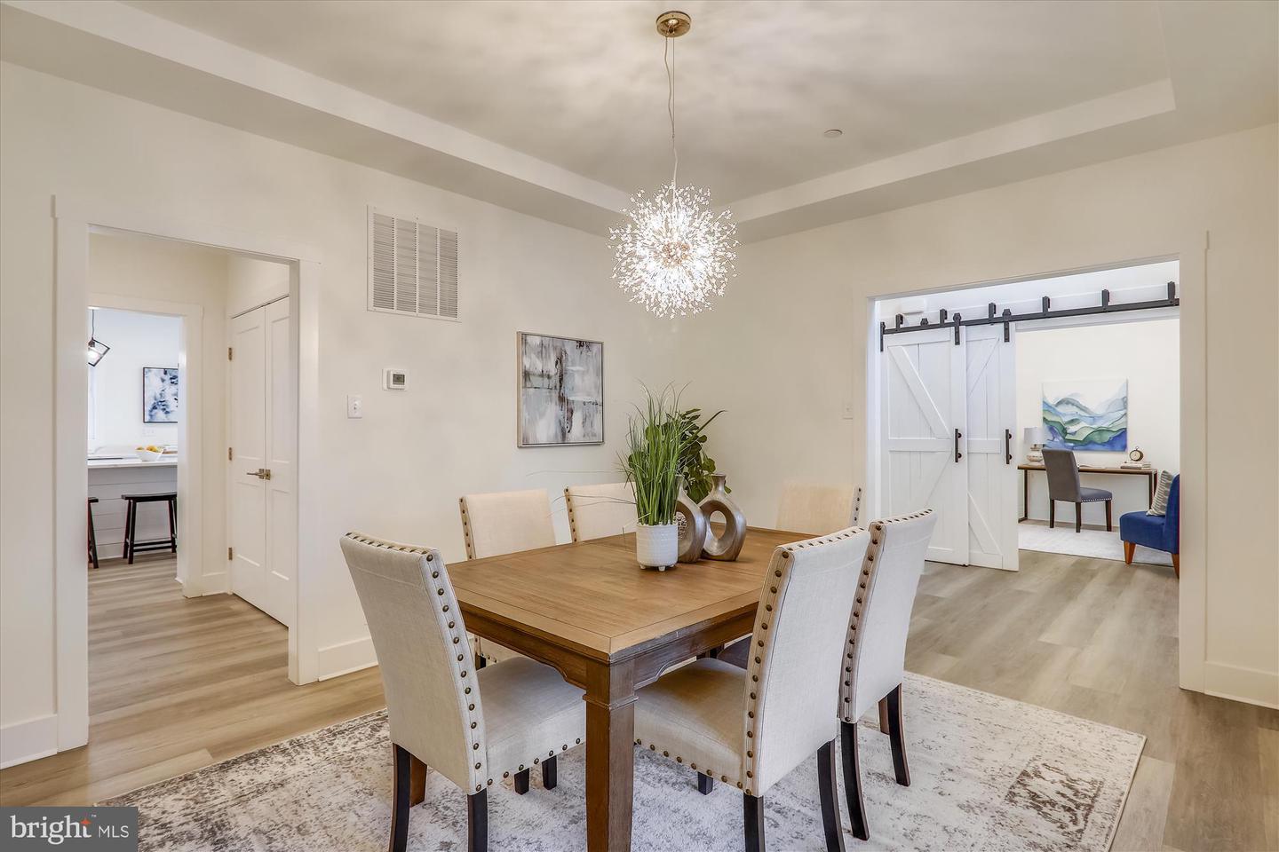 MDMC2249032 Property Photo 11