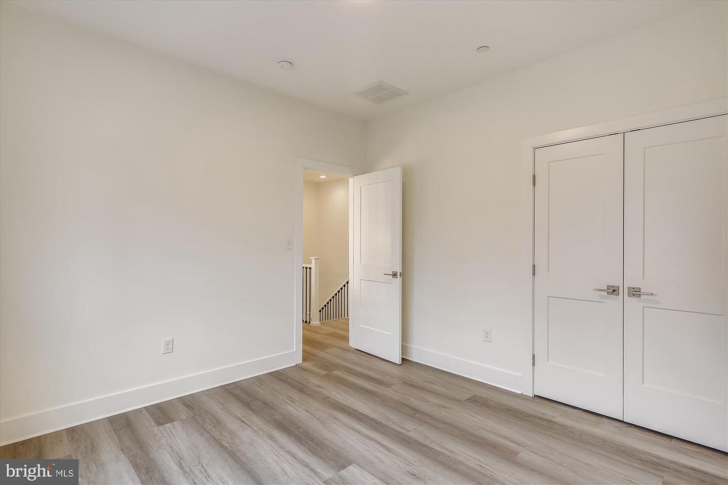 MDMC2249032 Property Photo 45