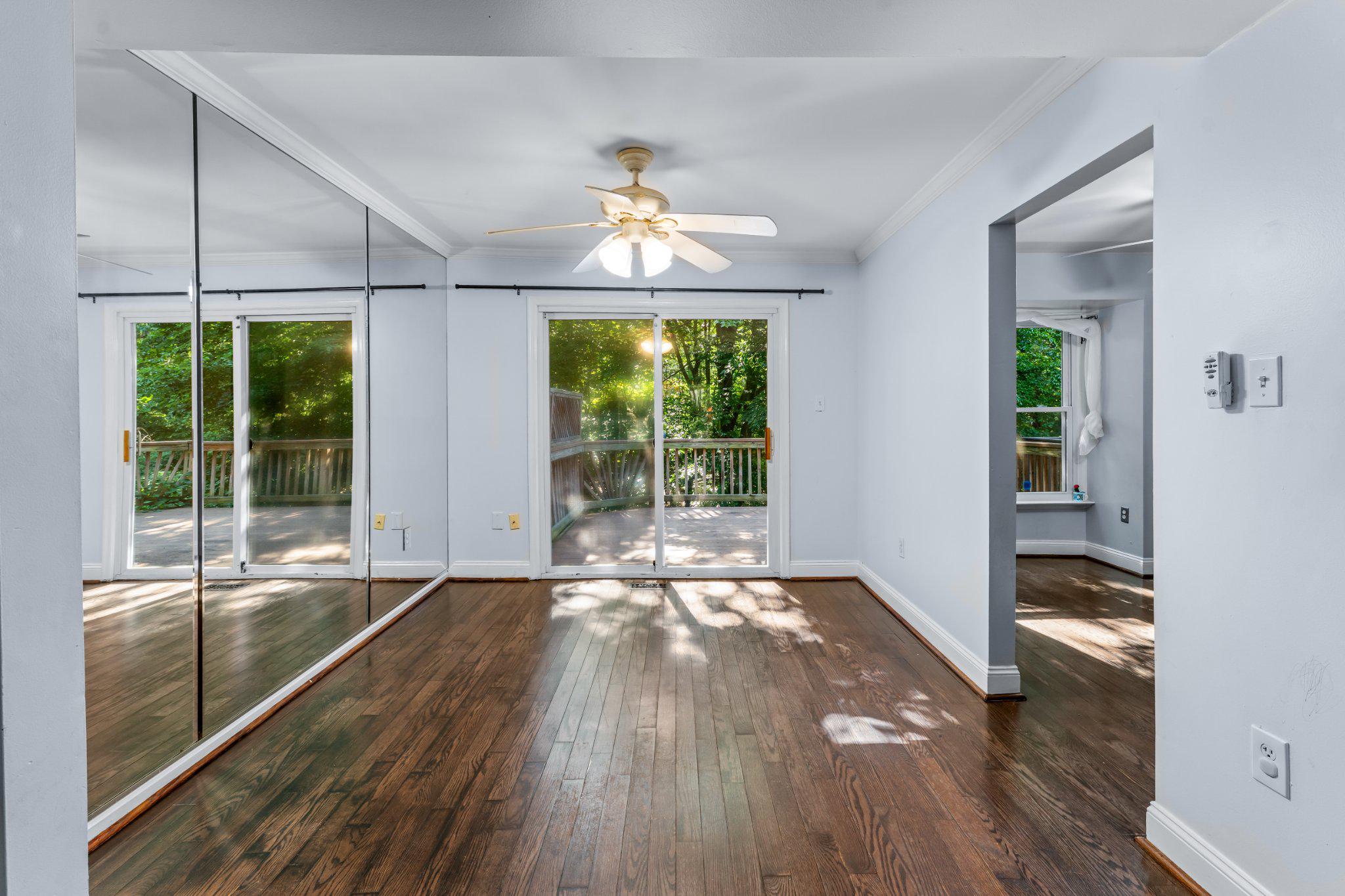 12033 Eaglewood Property Photo 4