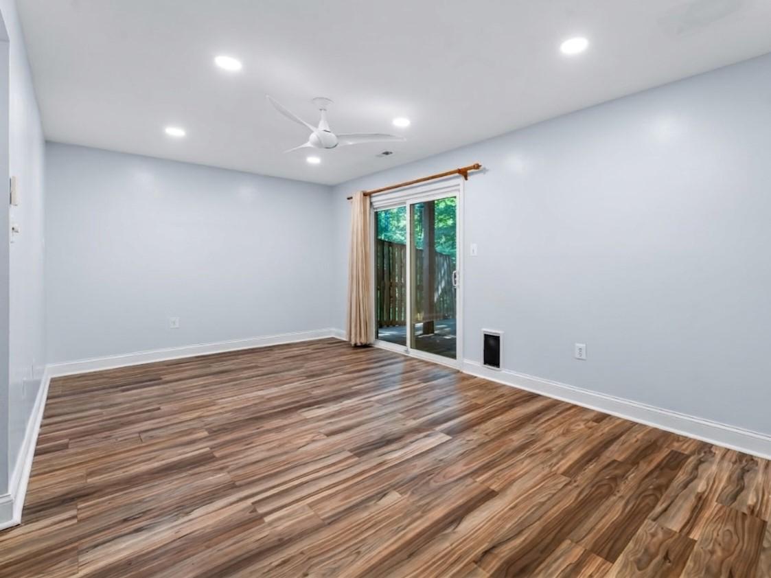 12033 Eaglewood Property Photo 30