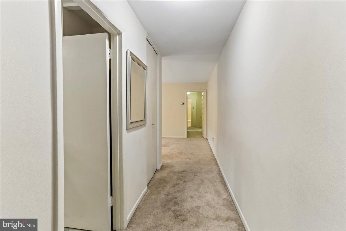 10512 Weymouth St #203 Property Photo 3