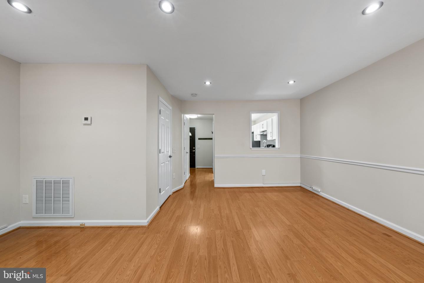 14246 Long Green Dr Property Photo 8