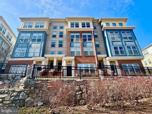 140 COPLEY CIR #22-B Property Photo 1