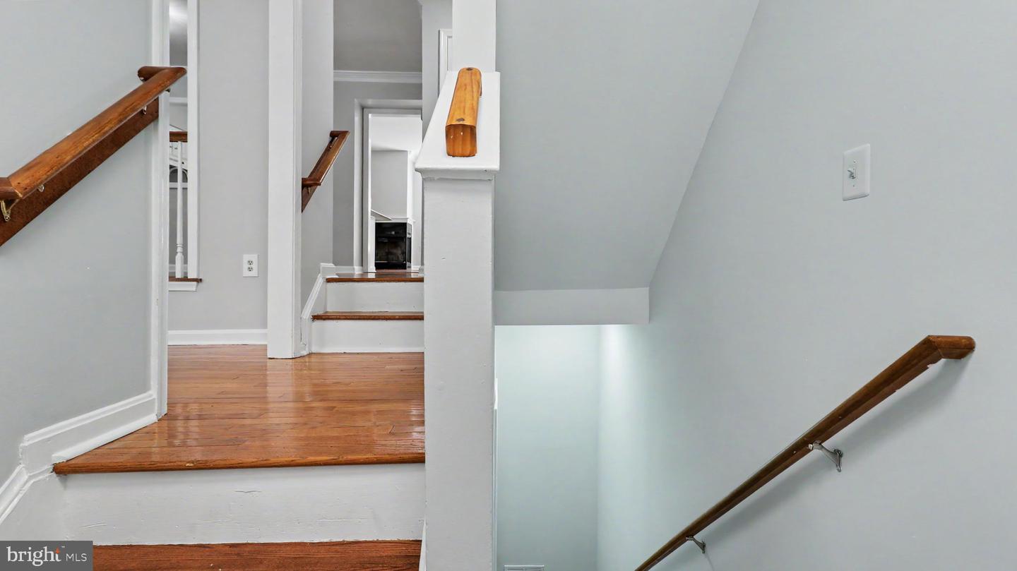 1106 Arcola Ave Property Photo 4