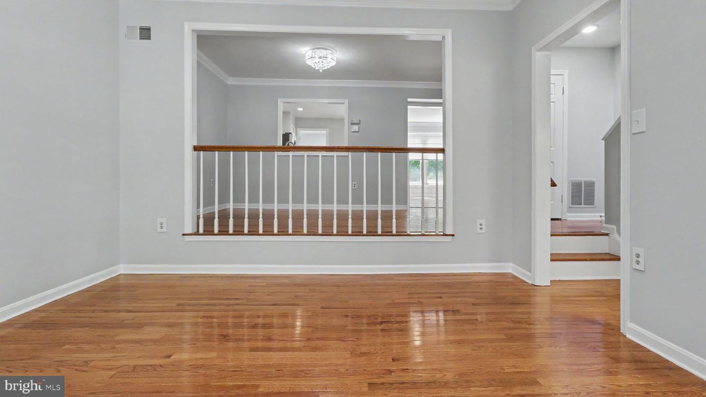 1106 Arcola Ave Property Photo 11
