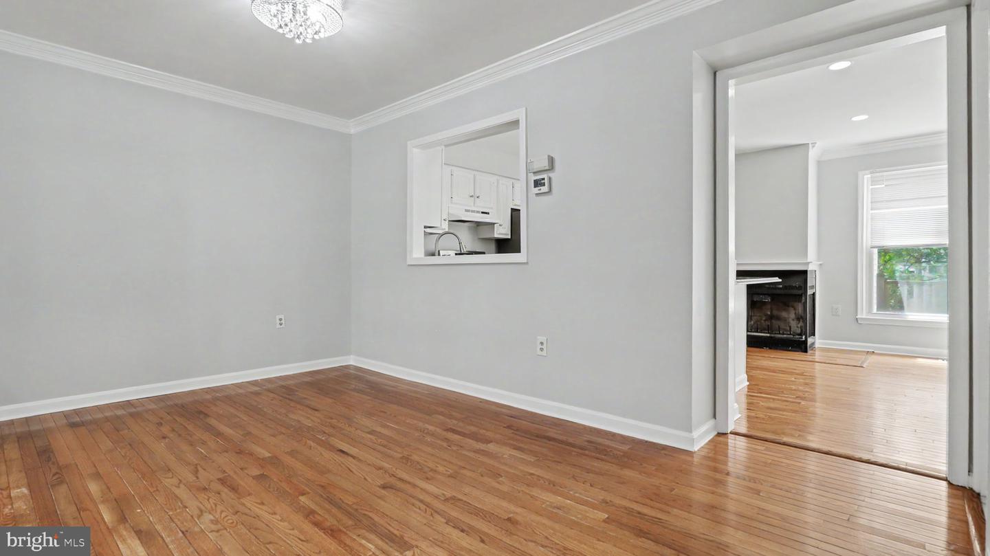 1106 Arcola Ave Property Photo 12