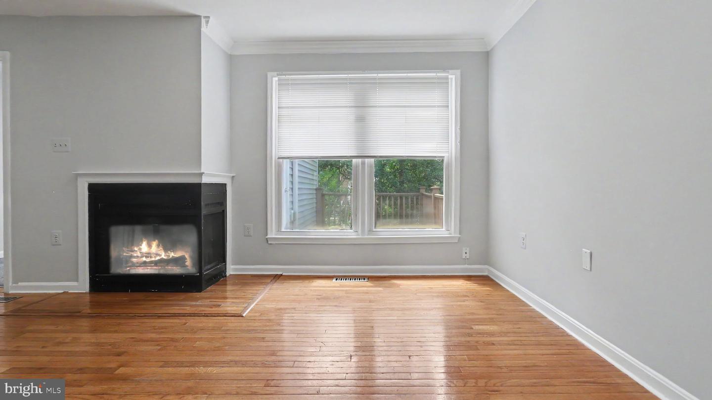 1106 Arcola Ave Property Photo 19