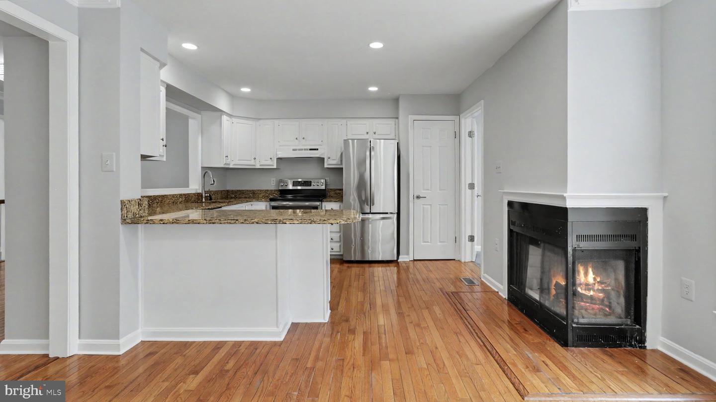 1106 Arcola Ave Property Photo 21