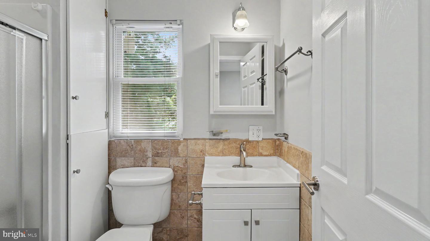 1106 Arcola Ave Property Photo 25