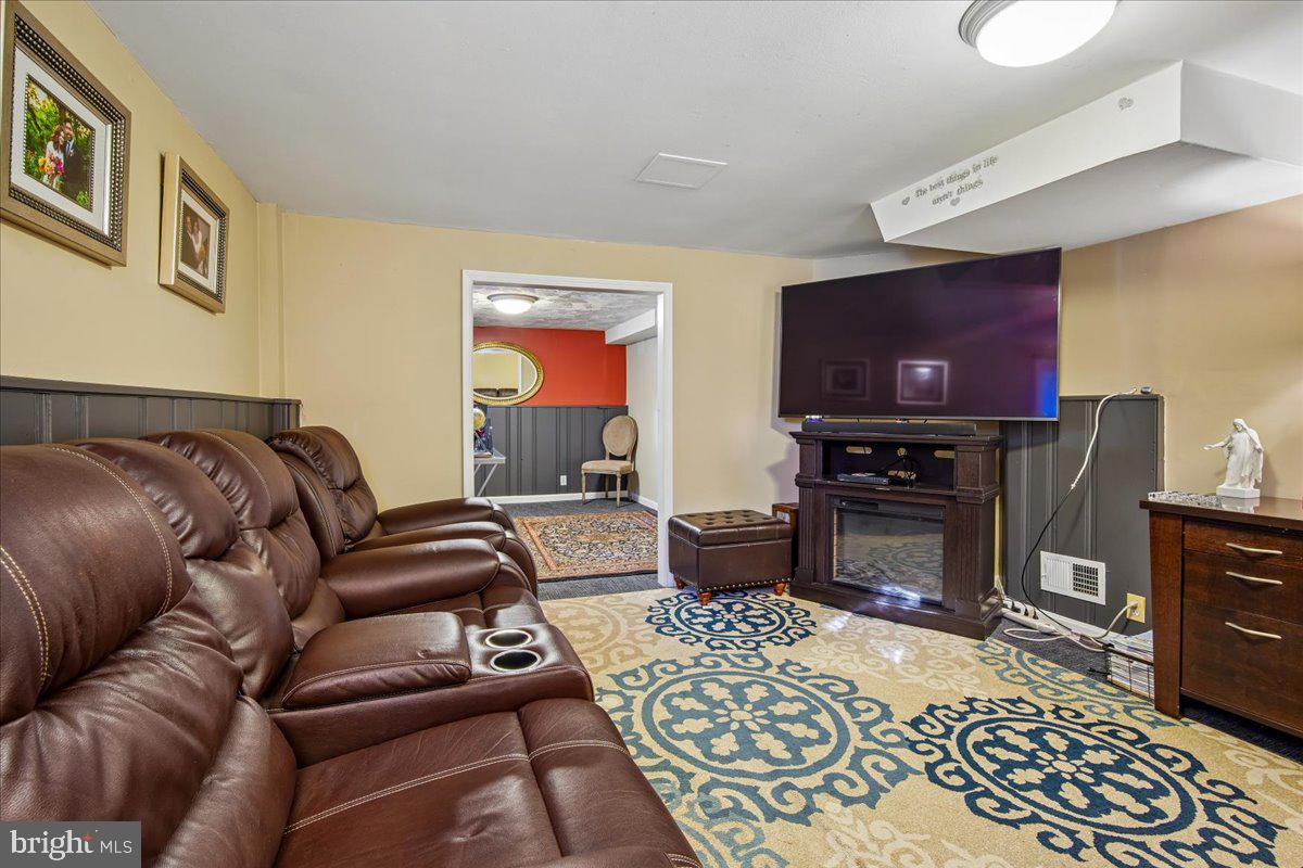 12706 Holdridge Rd Property Photo 26