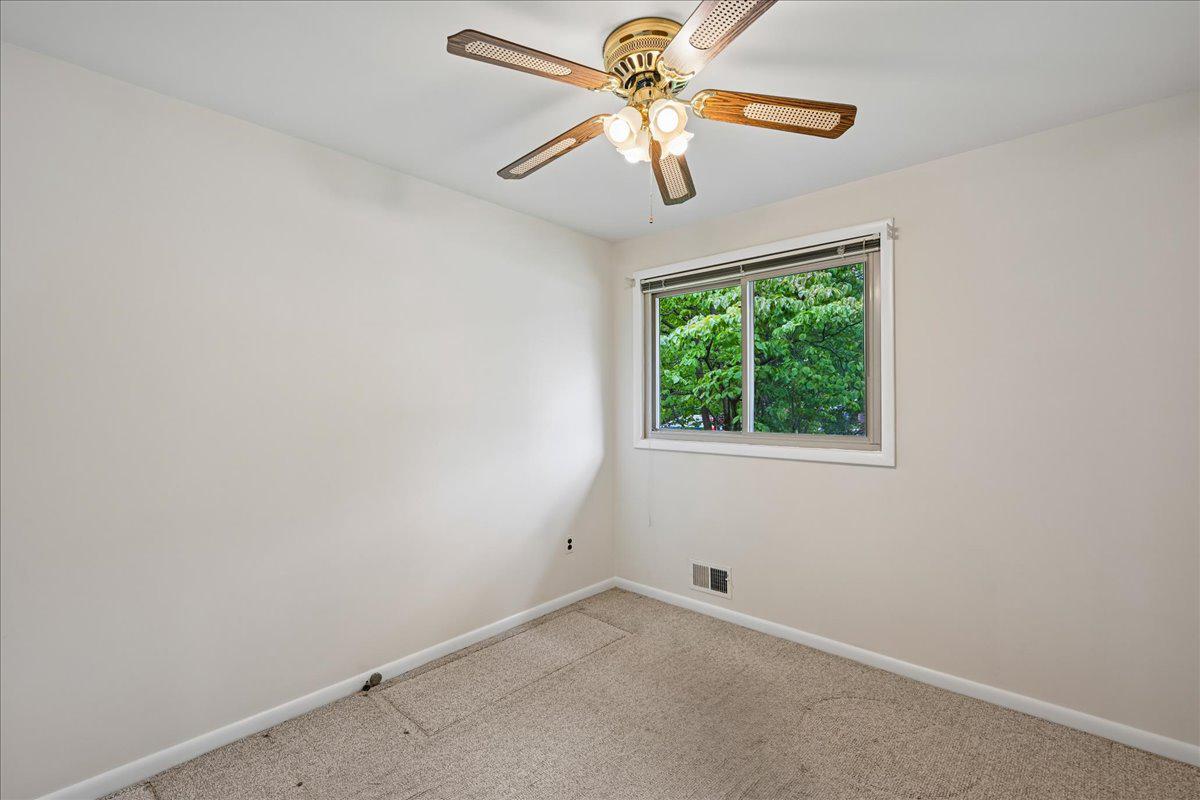 8 Kerwood Ct Property Photo 15