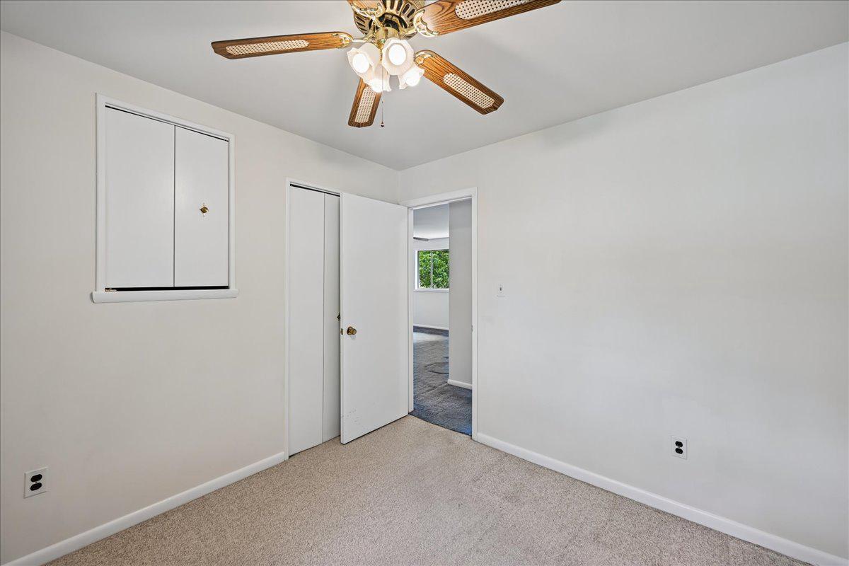 8 Kerwood Ct Property Photo 16