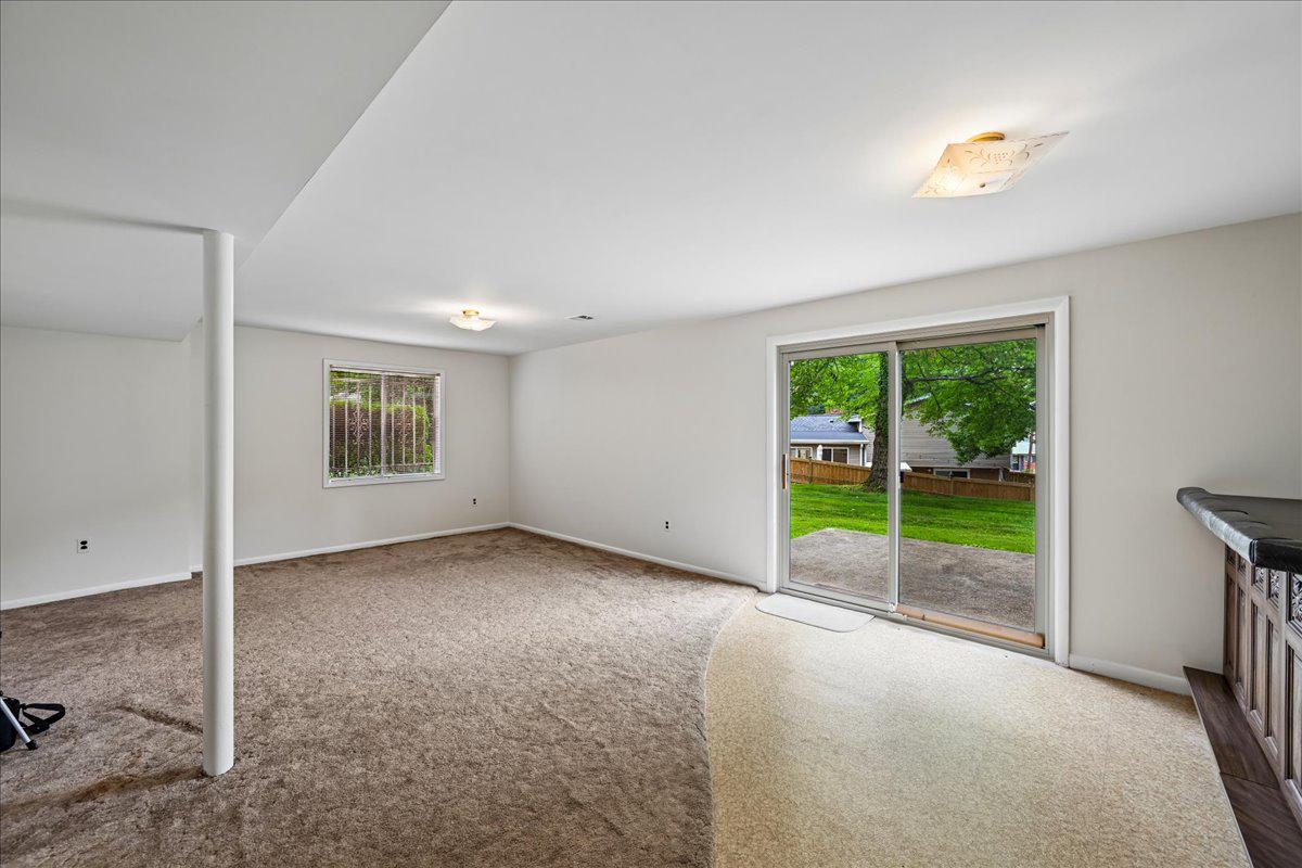 8 Kerwood Ct Property Photo 24