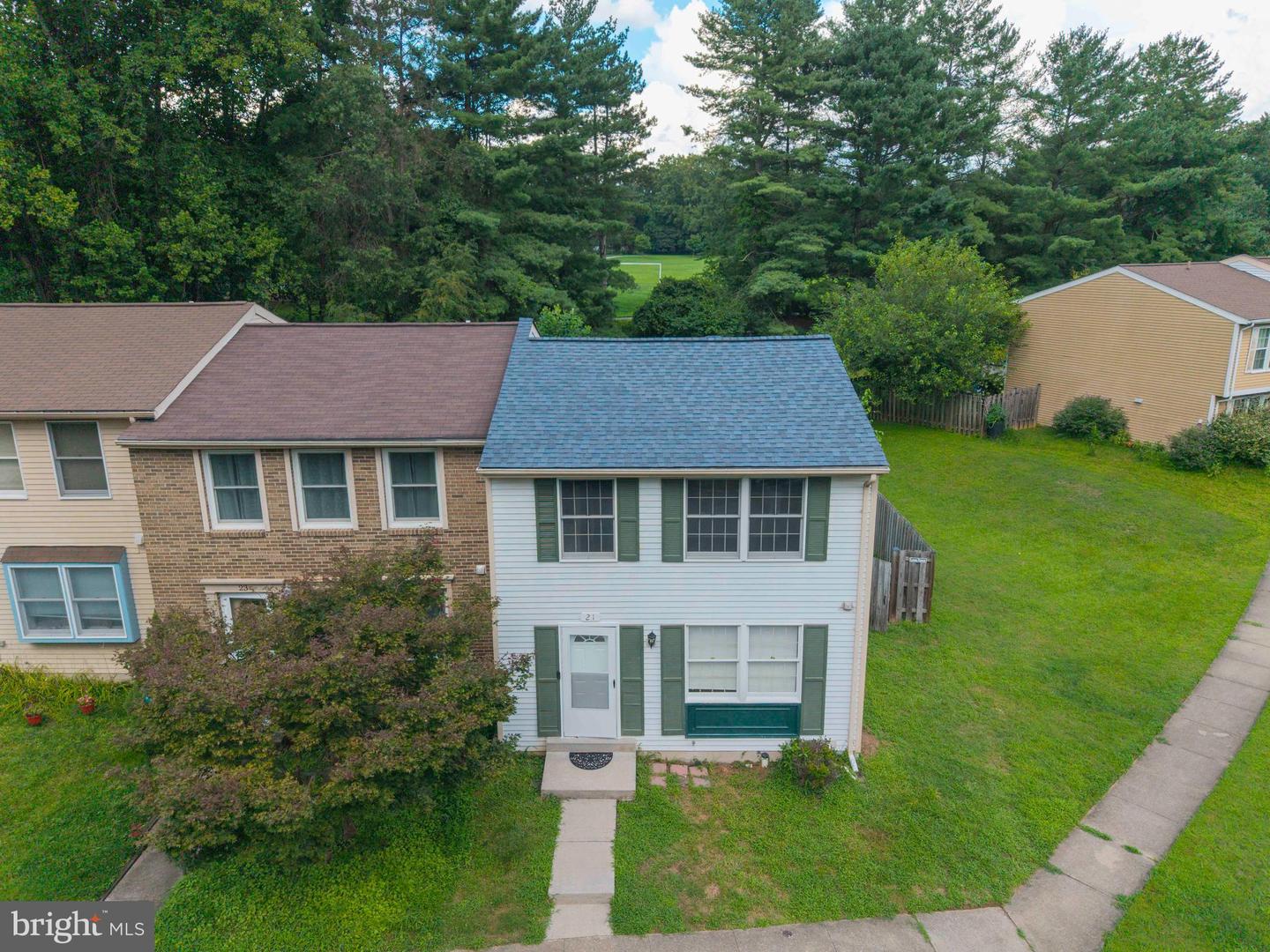 21 Dufief Property Photo 1