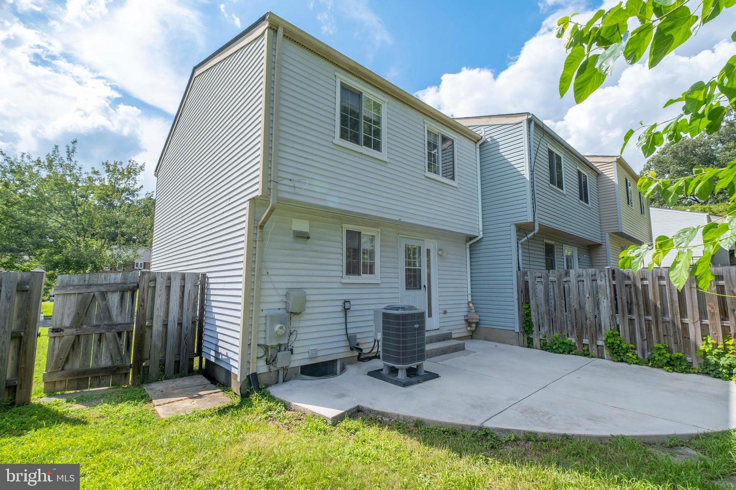 21 Dufief Property Photo 6