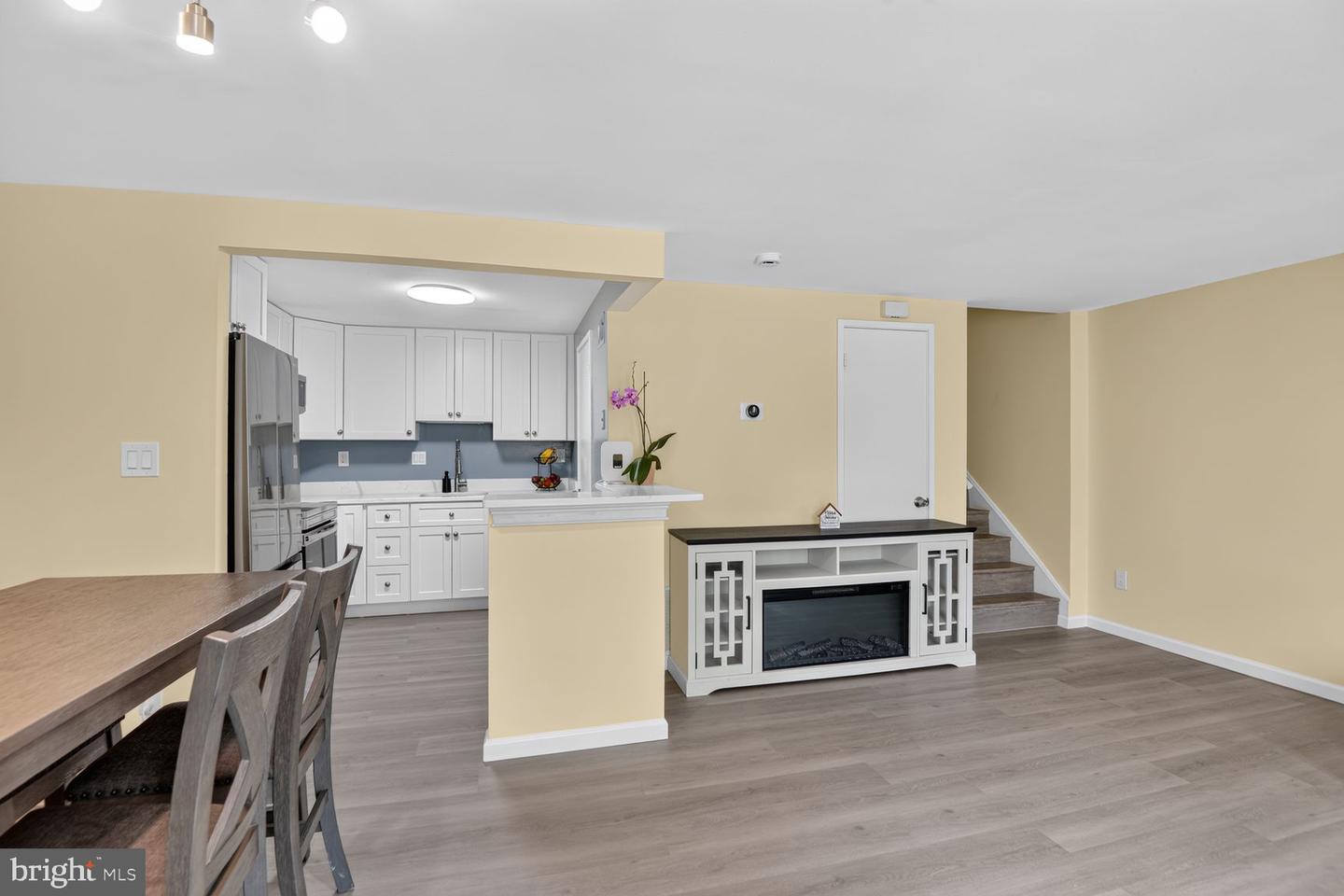 9821 Docena Dr Property Photo 2