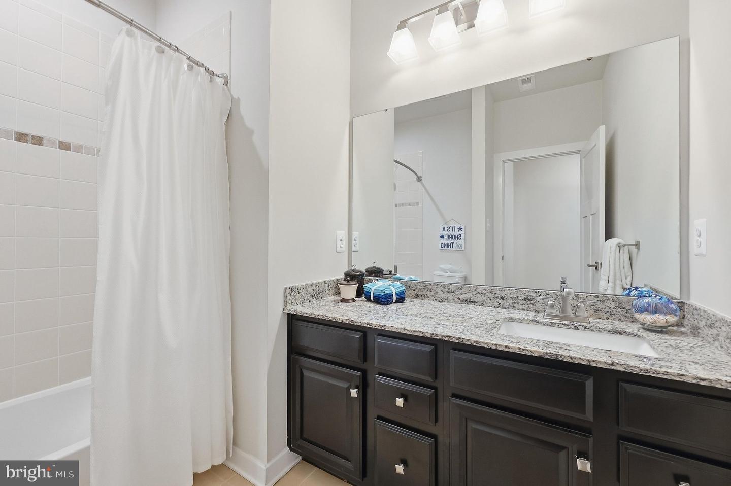22000 Moorhen St Property Photo 21