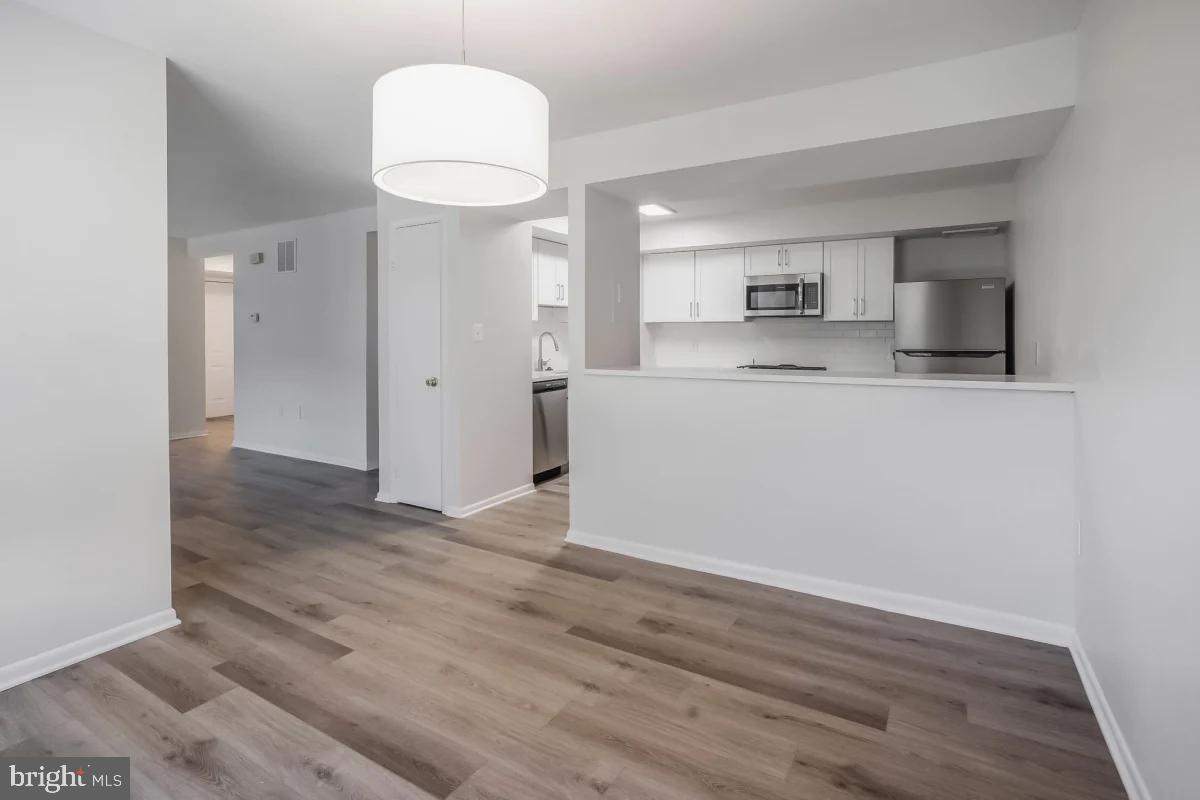 1699 Yale Pl #344 Property Photo 10