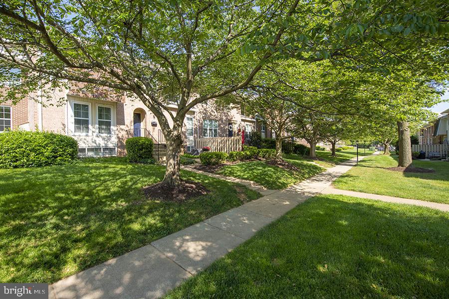 1699 Yale Pl #344 Property Photo 13