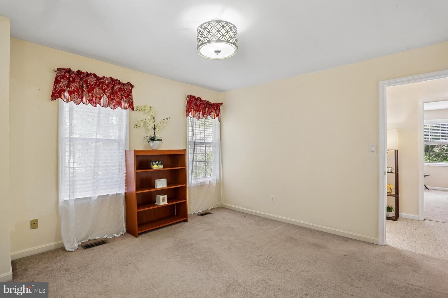 19906 Ivoryton Pl Property Photo 38