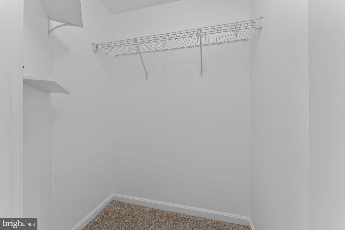 930 Wayne Ave #610 Property Photo 20