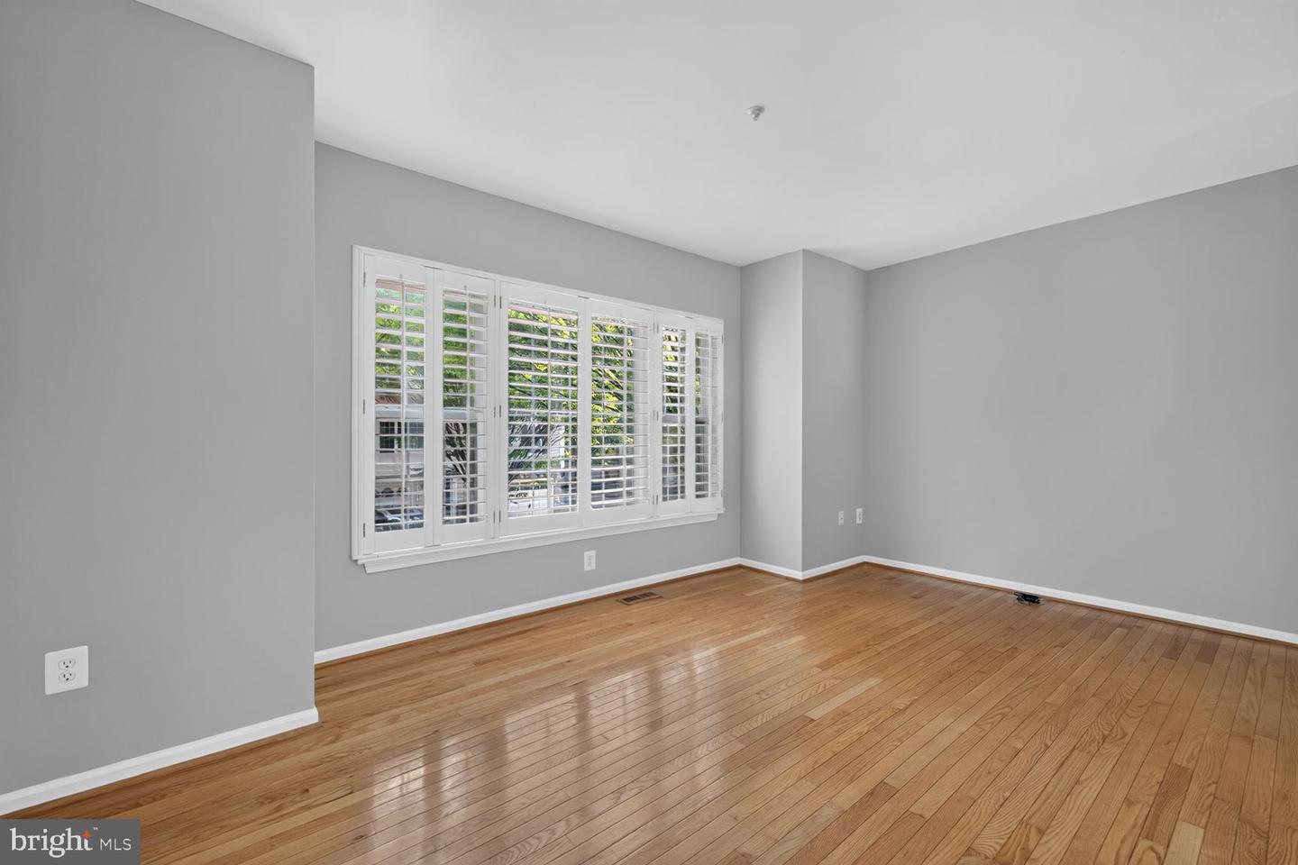 13504 Hamlet Square Ct Property Photo 8