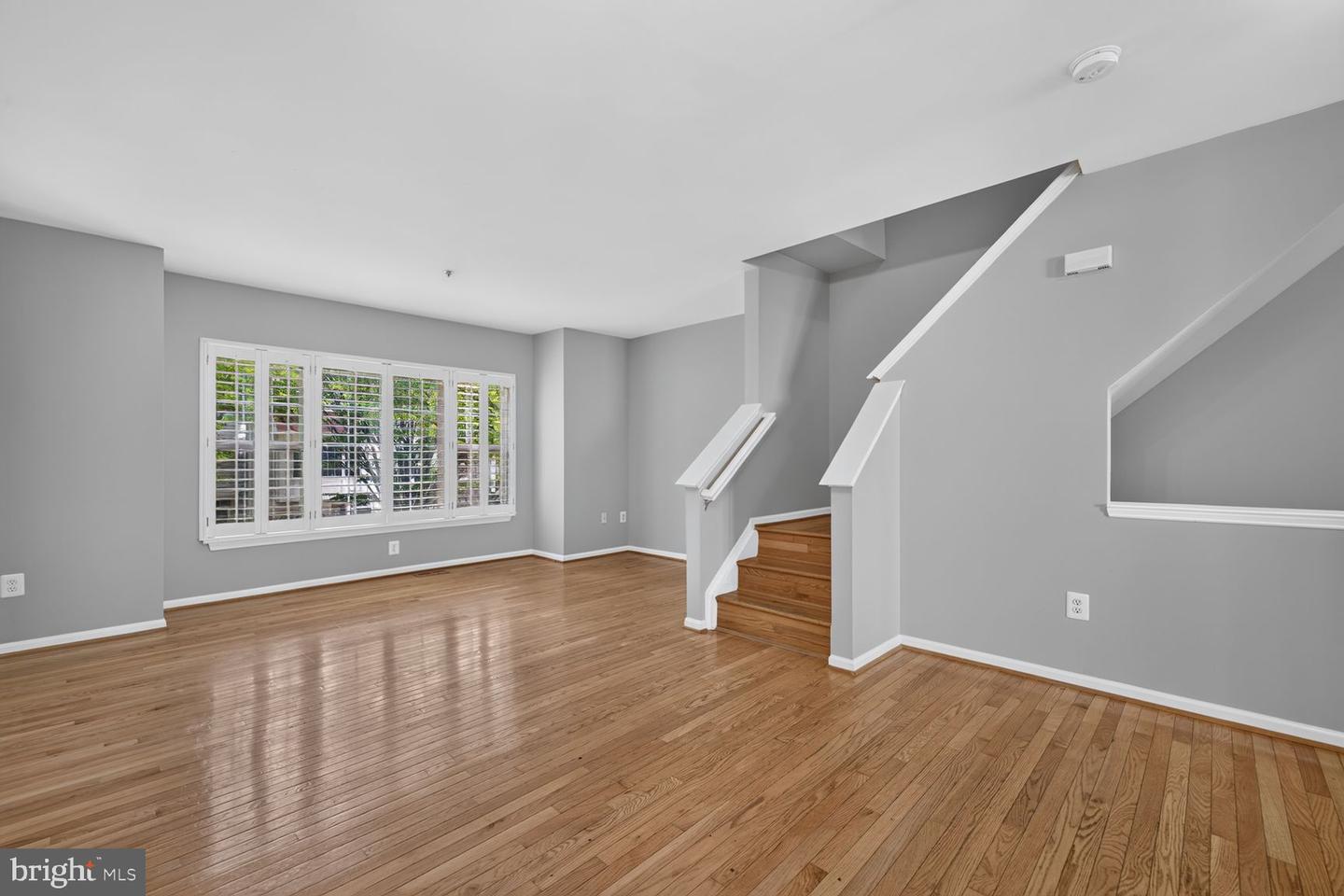 13504 Hamlet Square Ct Property Photo 10
