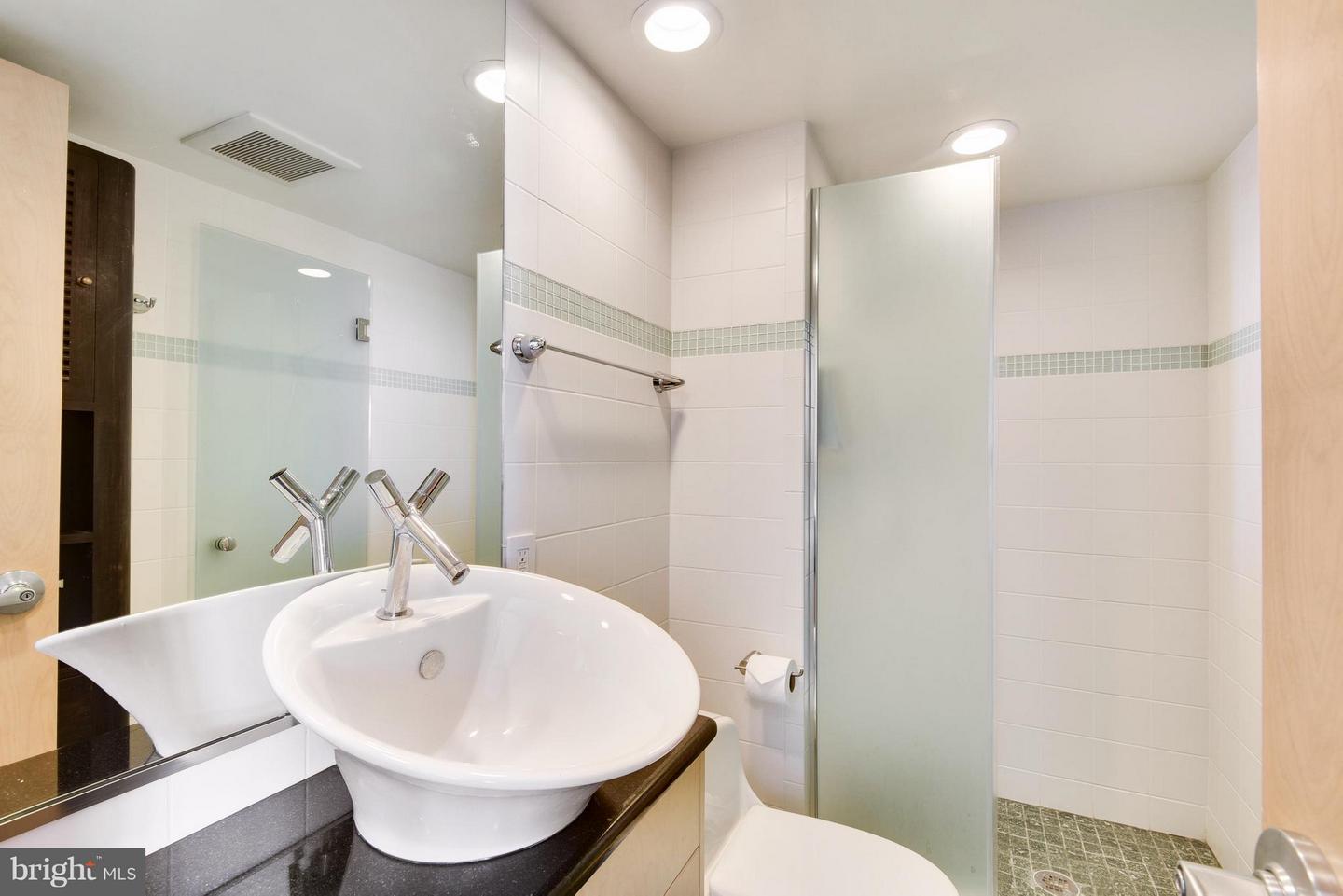 7420 Westlake Ter #1211 Property Photo 24