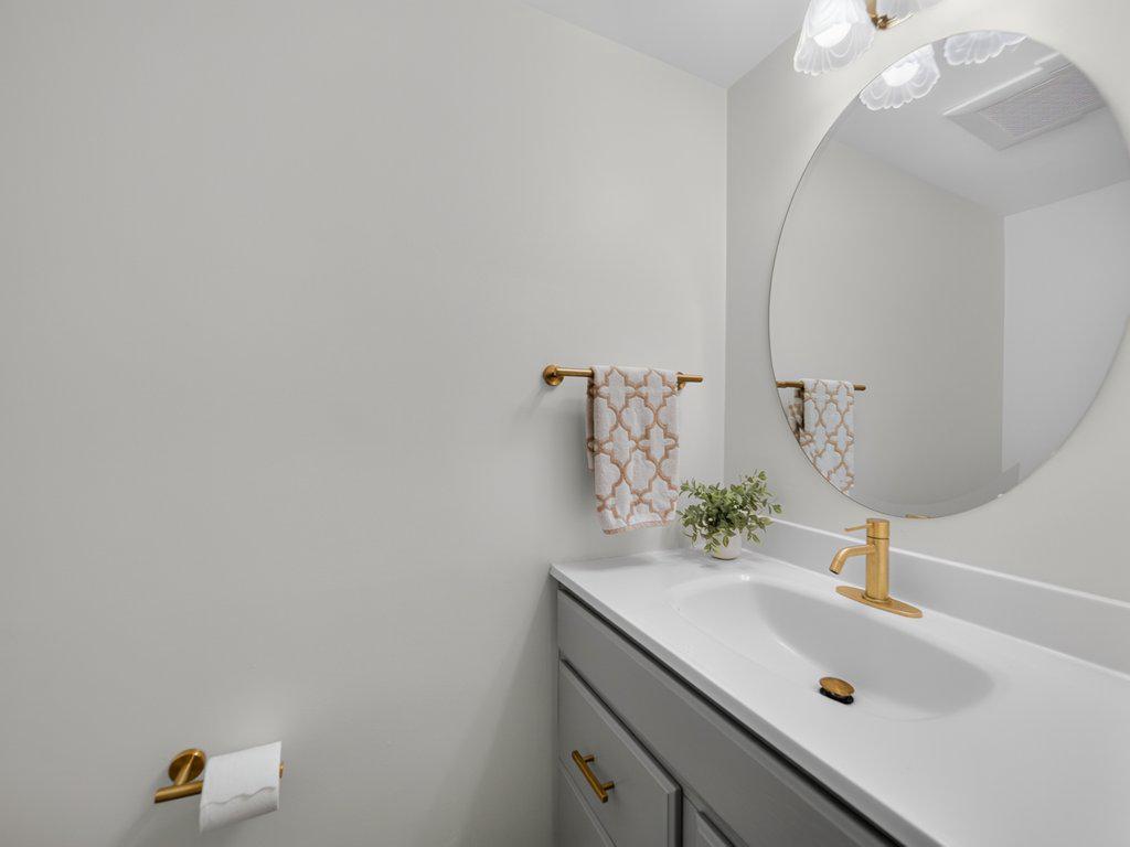 4414 Cannes Ln Property Photo 12