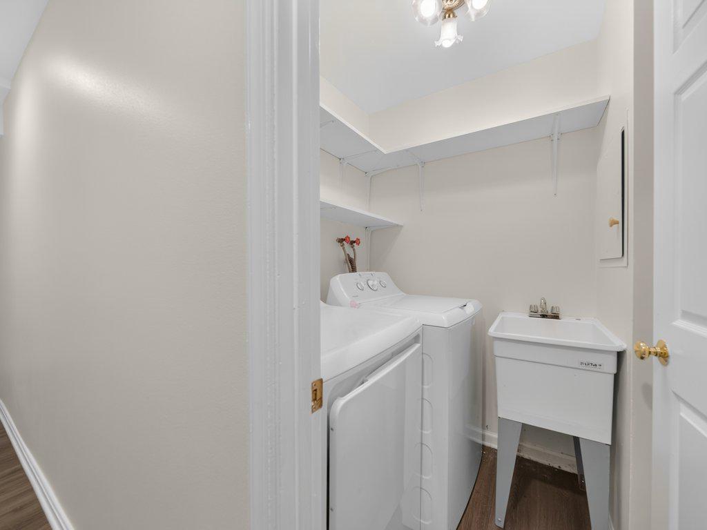 4414 Cannes Ln Property Photo 20