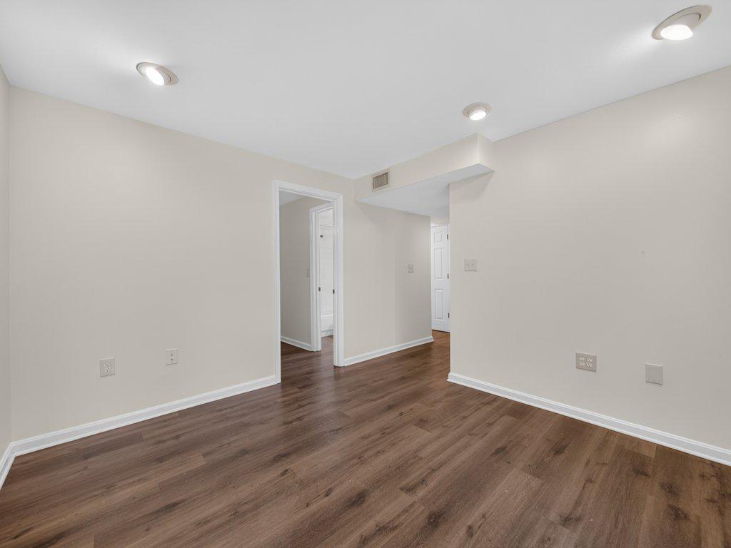4414 Cannes Ln Property Photo 23