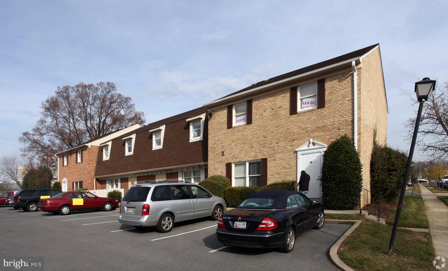 751 ROCKVILLE PIKE Property Photo 1