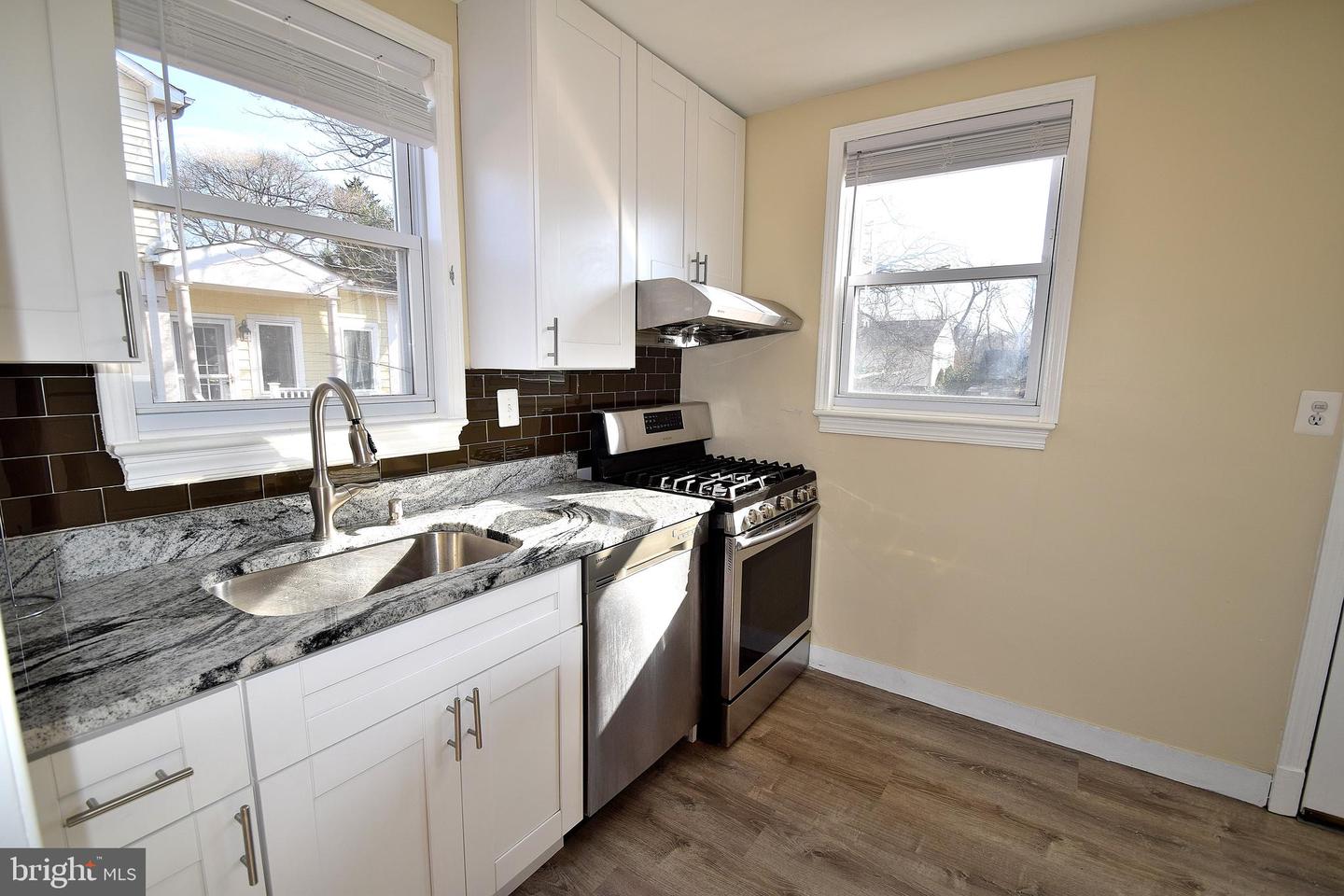 1800 Cody Dr Property Photo 16