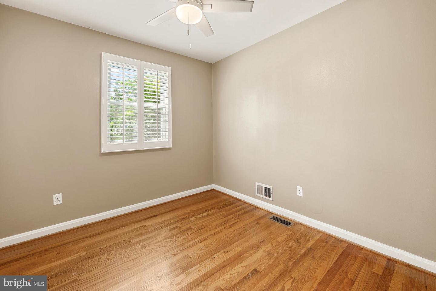 11809 Timber Ln Property Photo 14