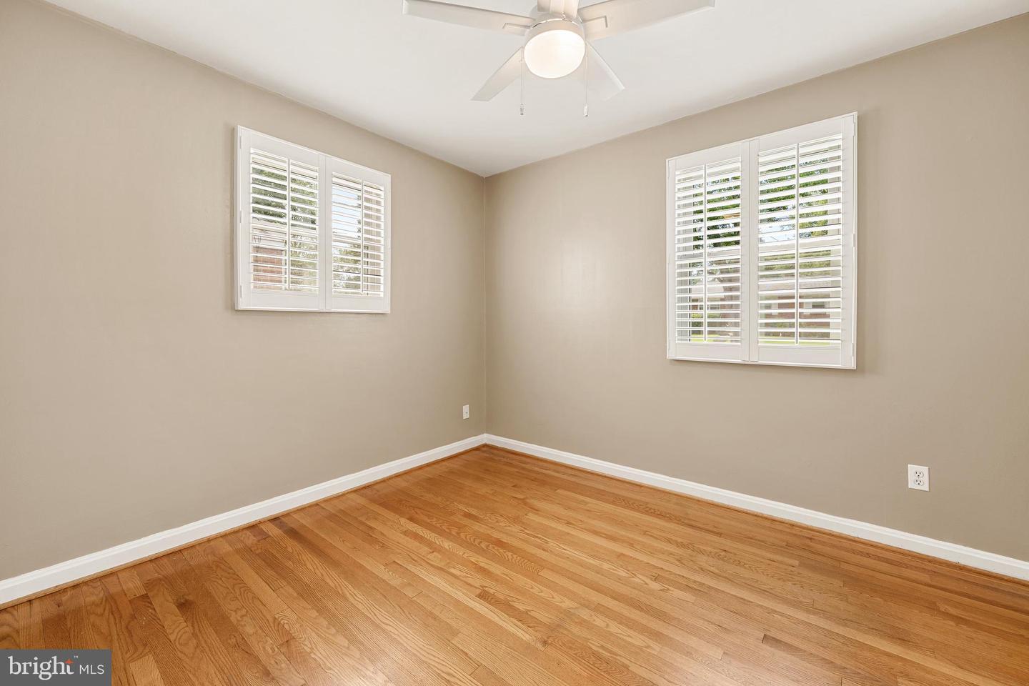 11809 Timber Ln Property Photo 15