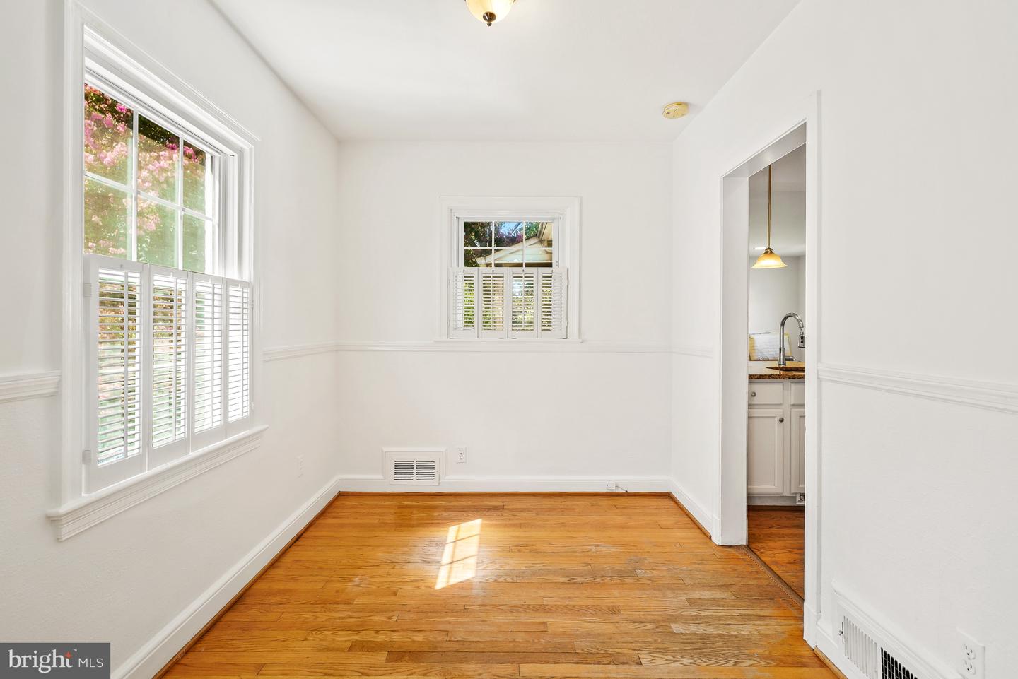 9314 Wire Ave Property Photo 11