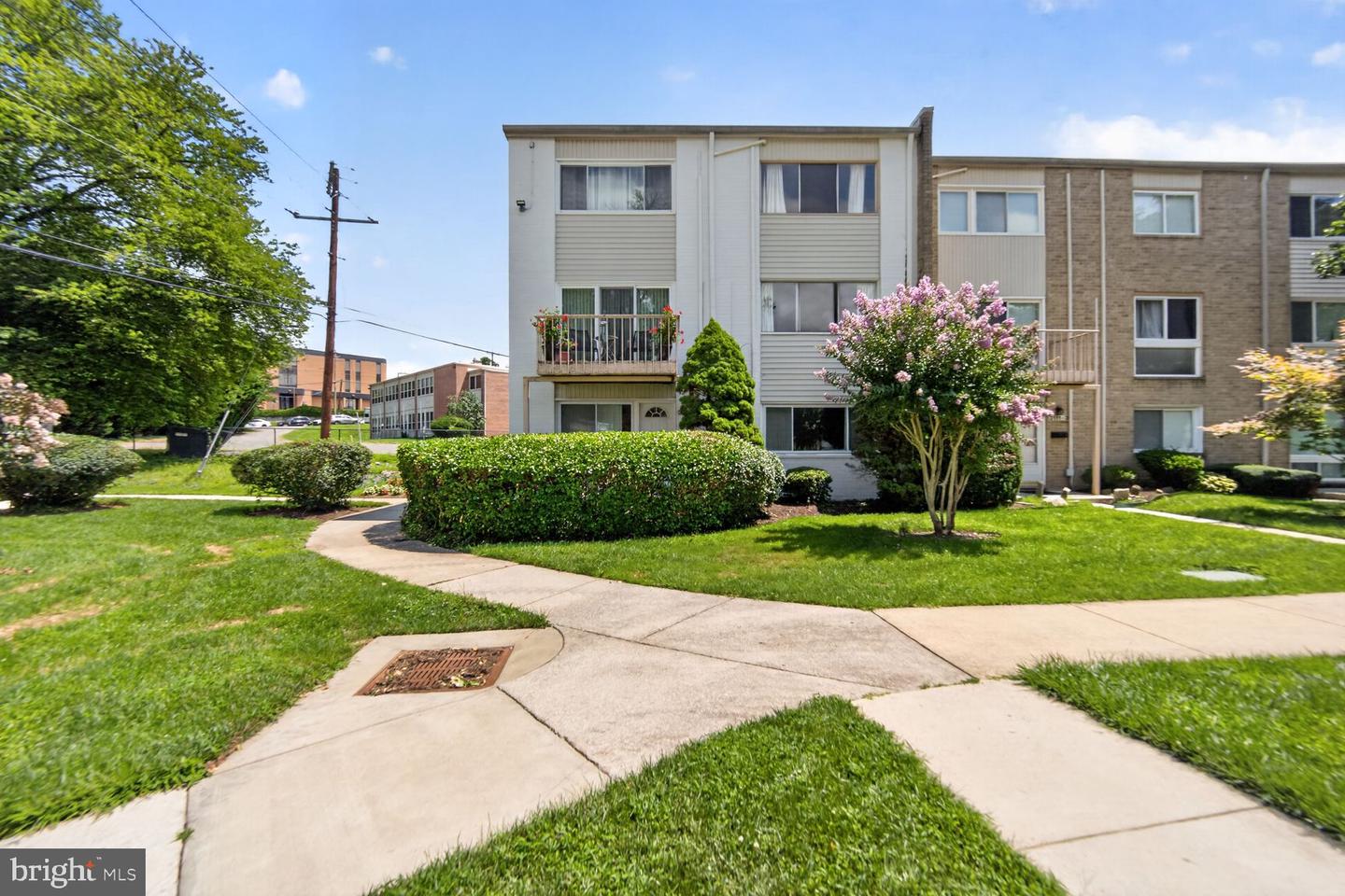 3111 University Blvd W #f4 Property Photo 2