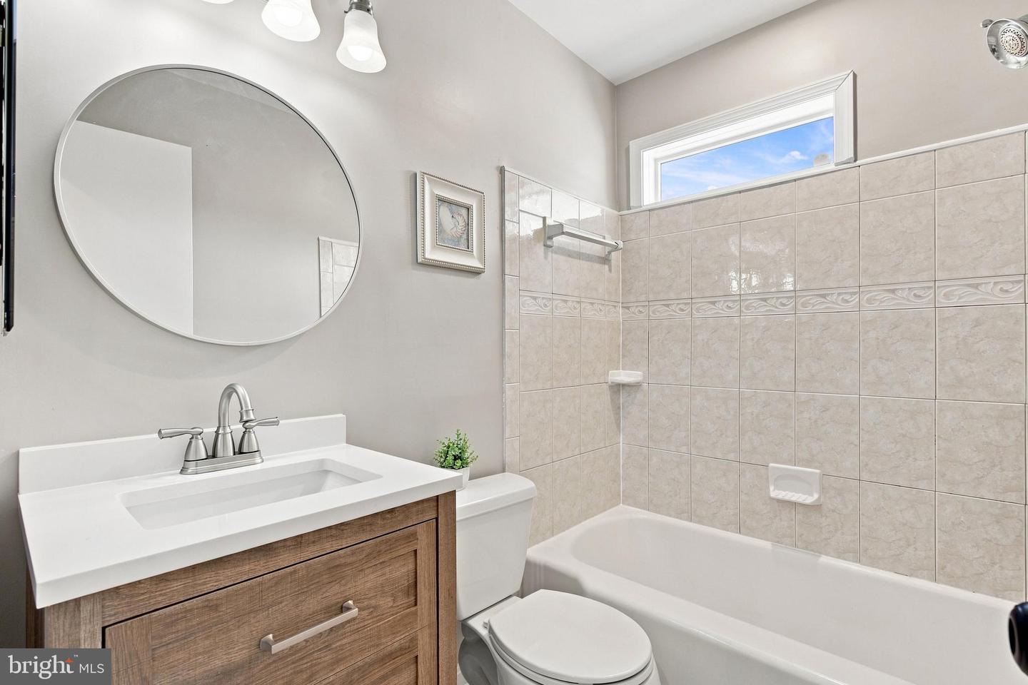 4715 Franklin St Property Photo 13