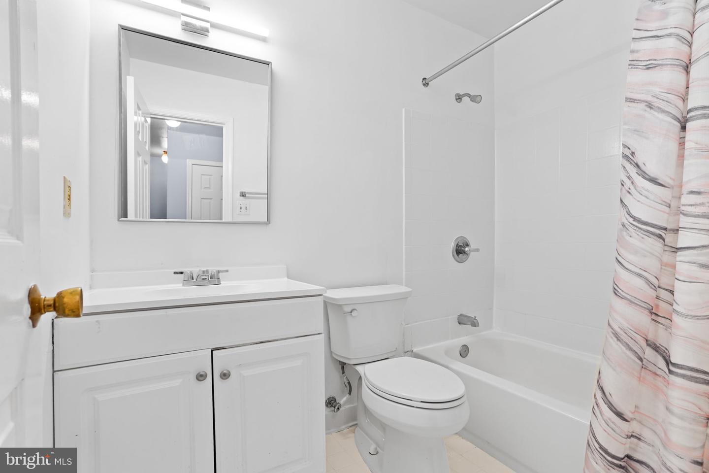 2015 Featherwood St Property Photo 27