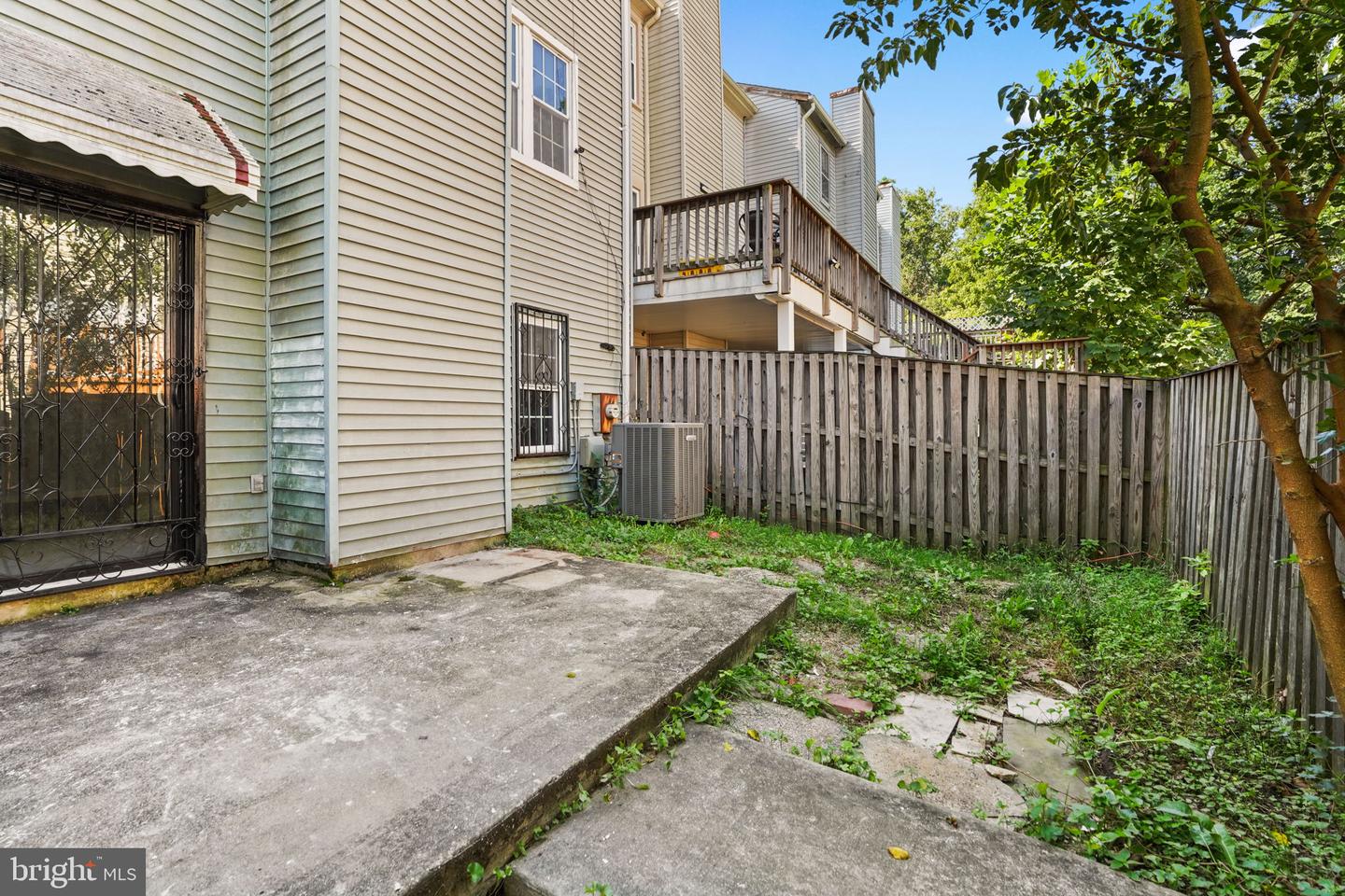 2015 Featherwood St Property Photo 41