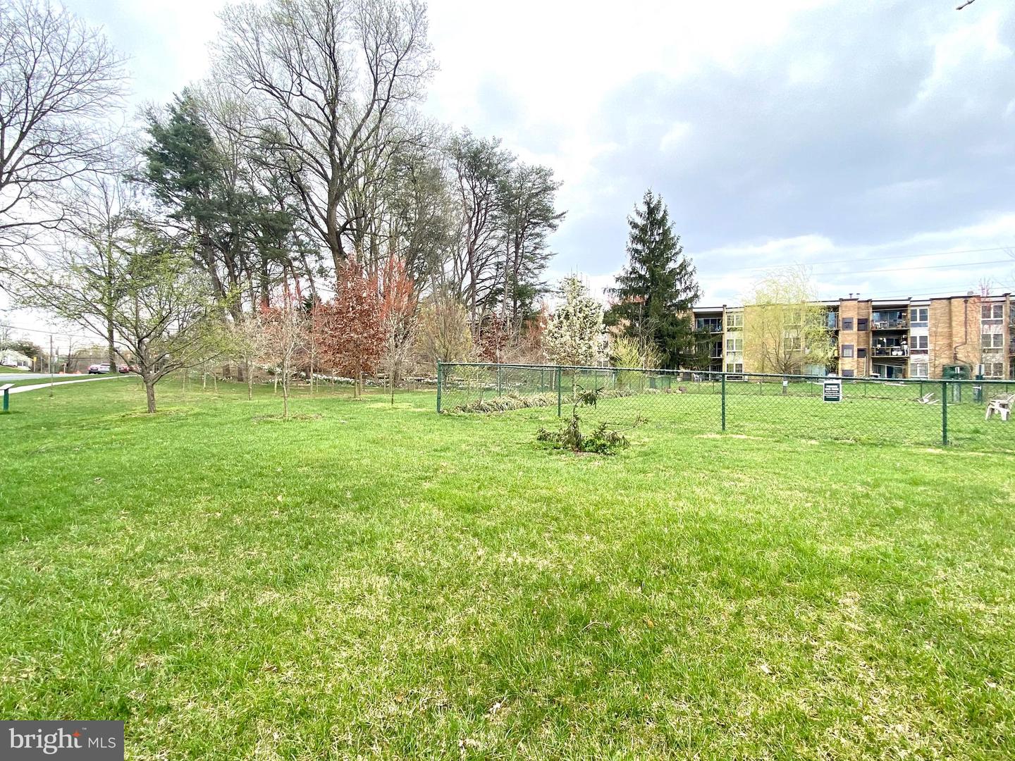 2307 Greenery Ln #203-2 Property Photo 48