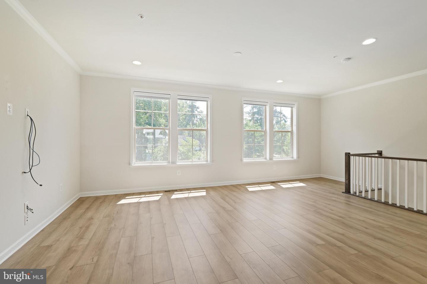 204 Ashton Market Aly Property Photo 10