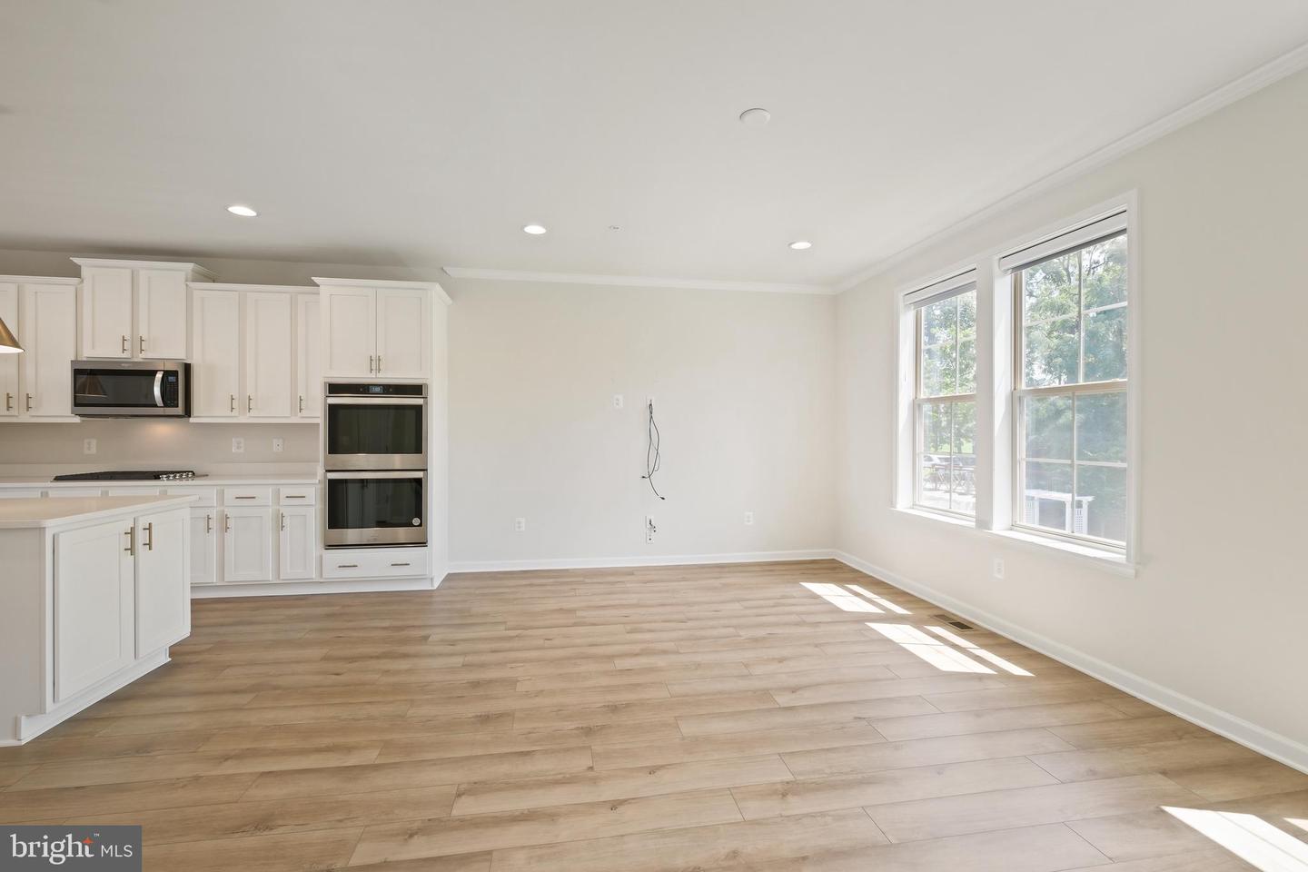 204 Ashton Market Aly Property Photo 11