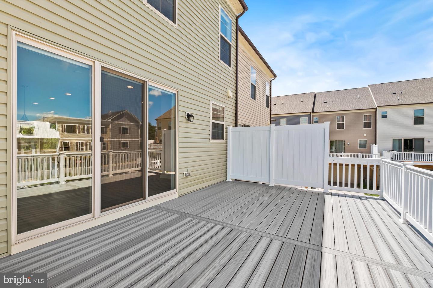 204 Ashton Market Aly Property Photo 17