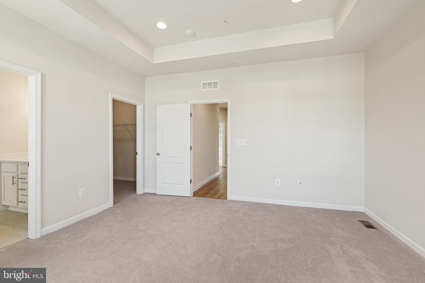 204 Ashton Market Aly Property Photo 20