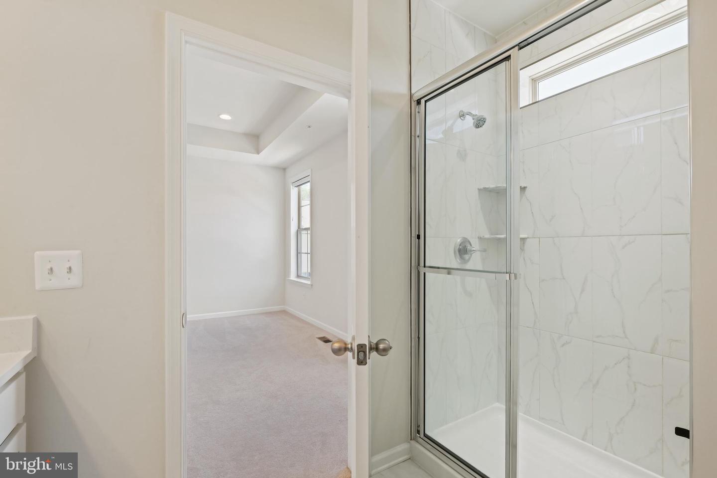 204 Ashton Market Aly Property Photo 22