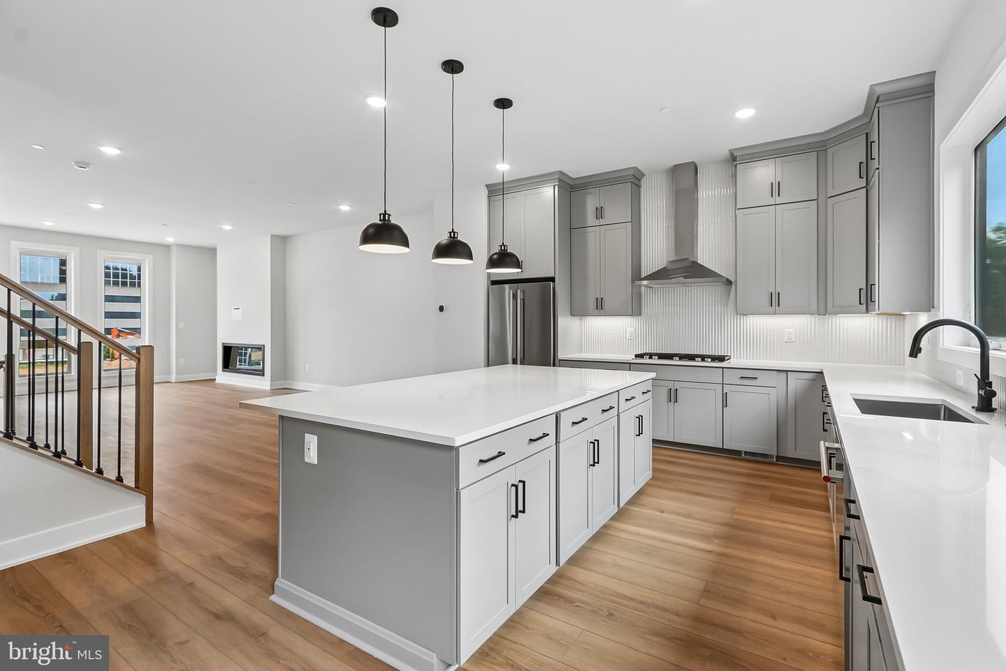 6326 Cetus Ln Property Photo 4
