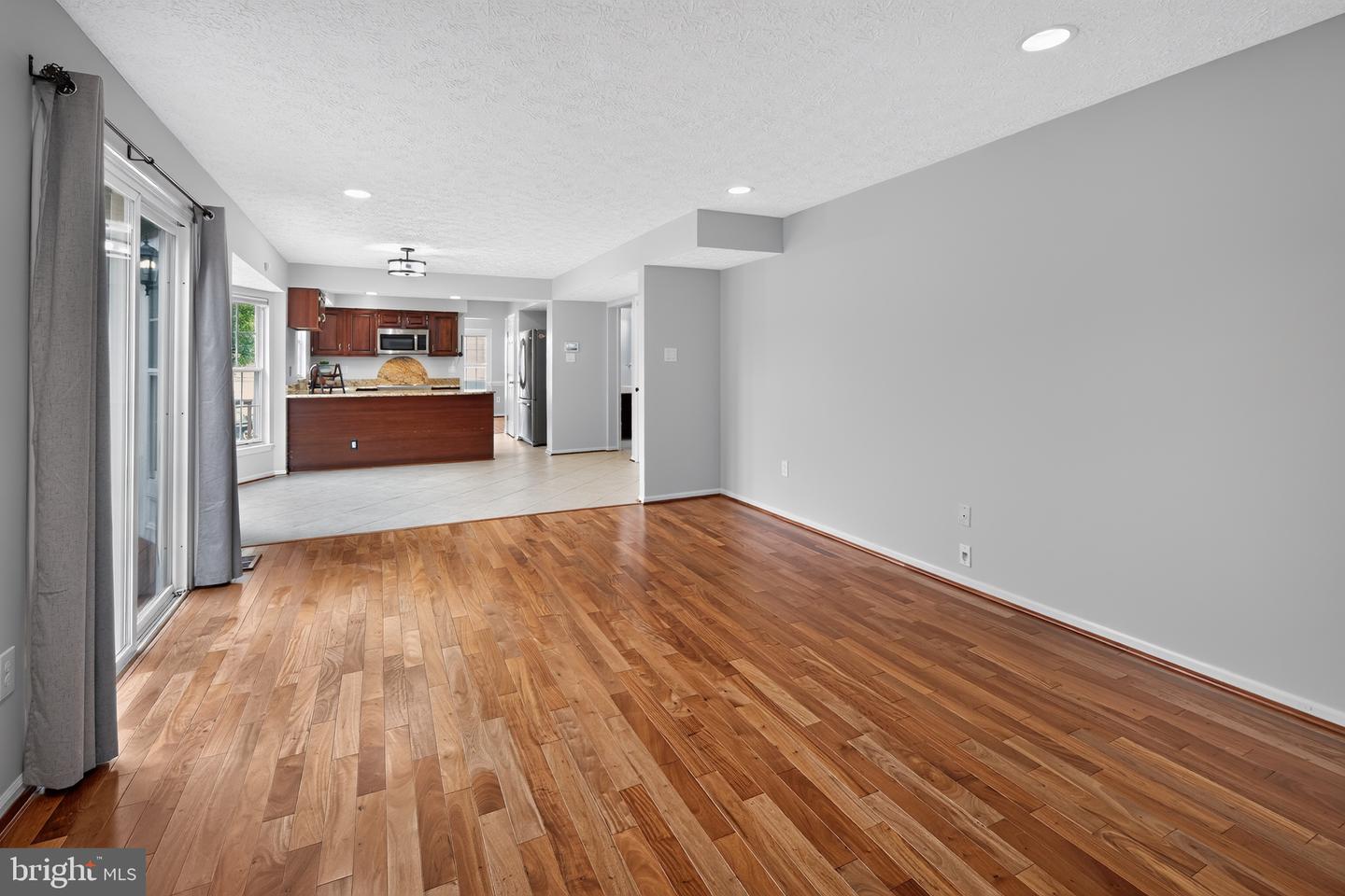 8 Shipwright Ct Property Photo 9