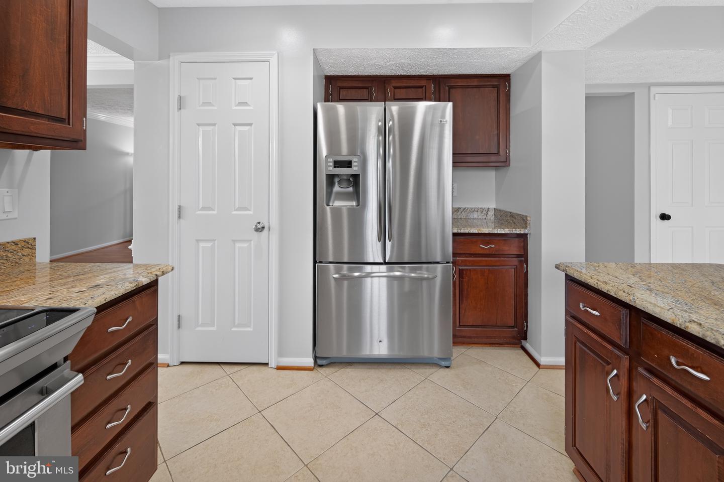 8 Shipwright Ct Property Photo 13