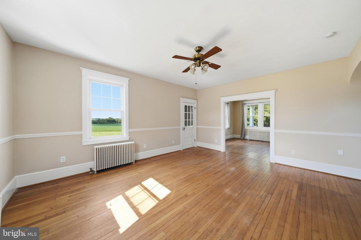 22422 Whites Ferry Rd Property Photo 31